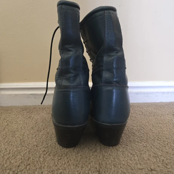 Capezio Women's Green Lace-Up Boots - Picture 4 of 6